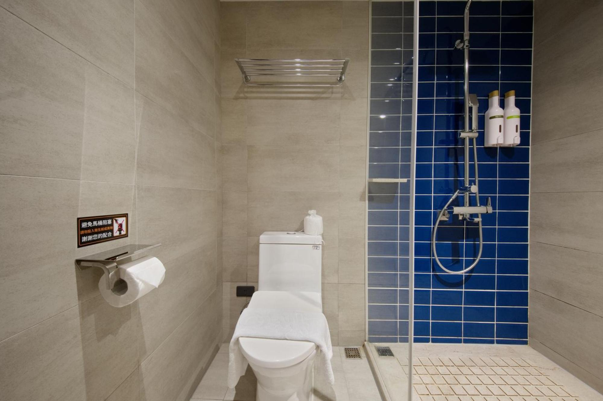 Olah Poshtel - Hualien Zhongfu Hotel Eksteriør billede